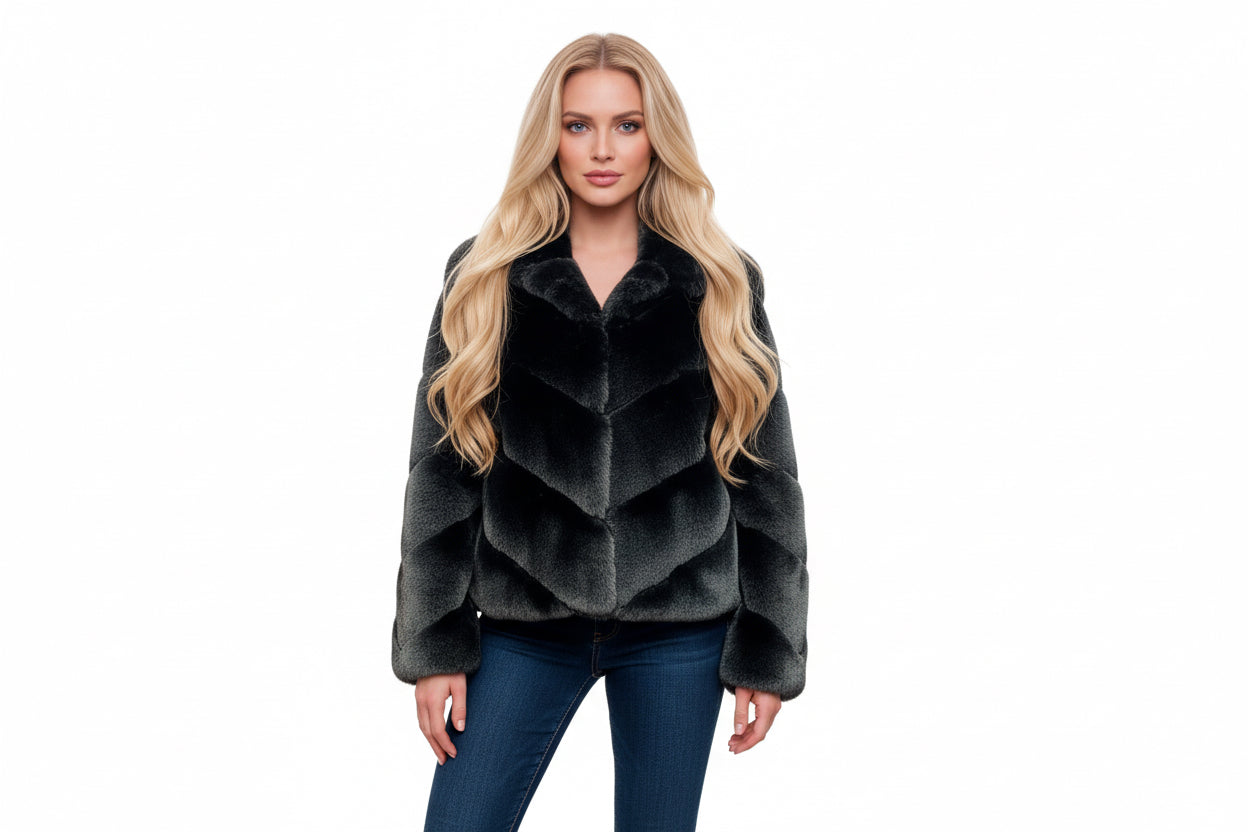 BCBGMAXAZRIA Women's Short Faux Fur Jacket